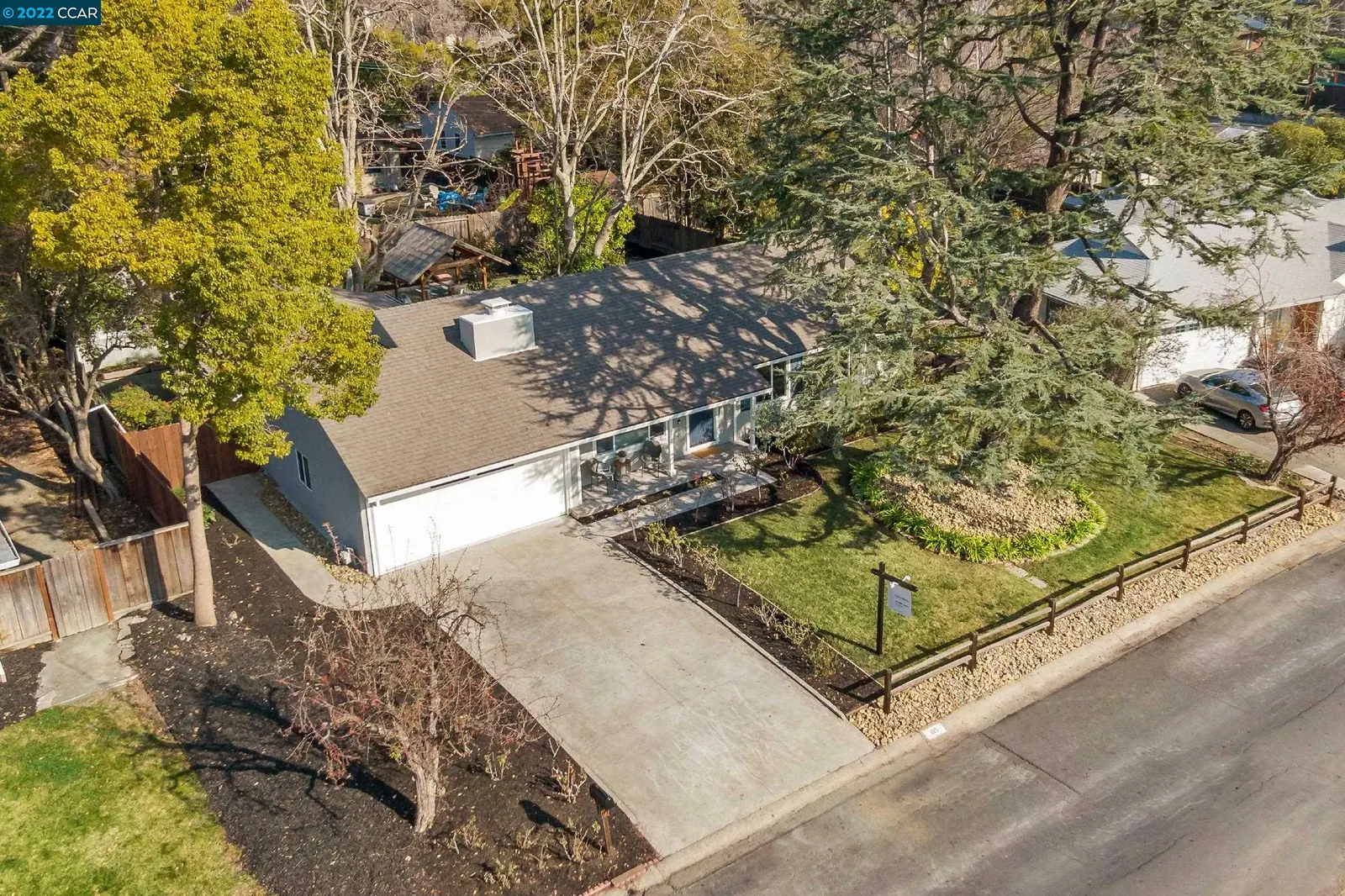 105 Hawthorne Dr — completed, photograph 3