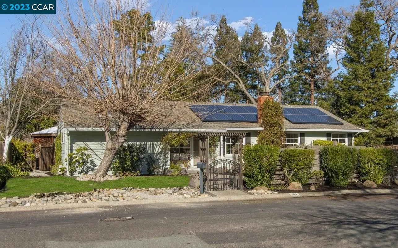 109 Hawthorne Dr. — completed, photograph 2