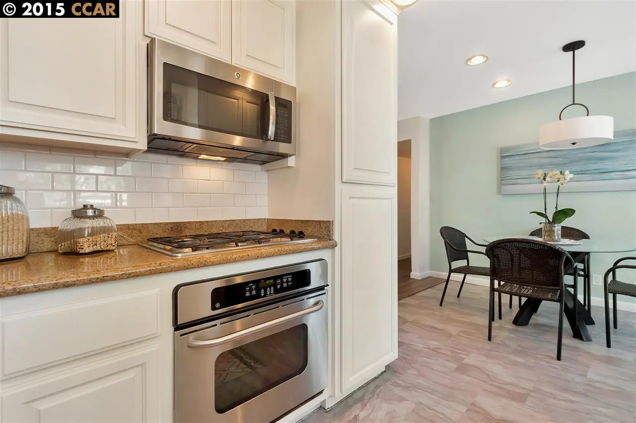 1215 REDWOOD DR — completed, photograph 8