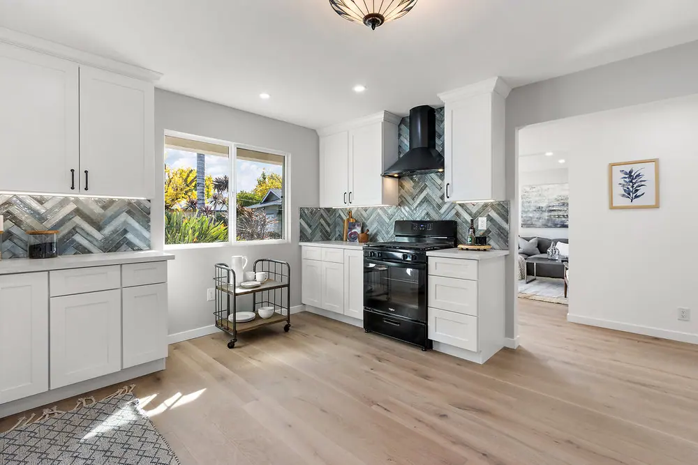 1537 Laverne Ct — completed, photograph 7
