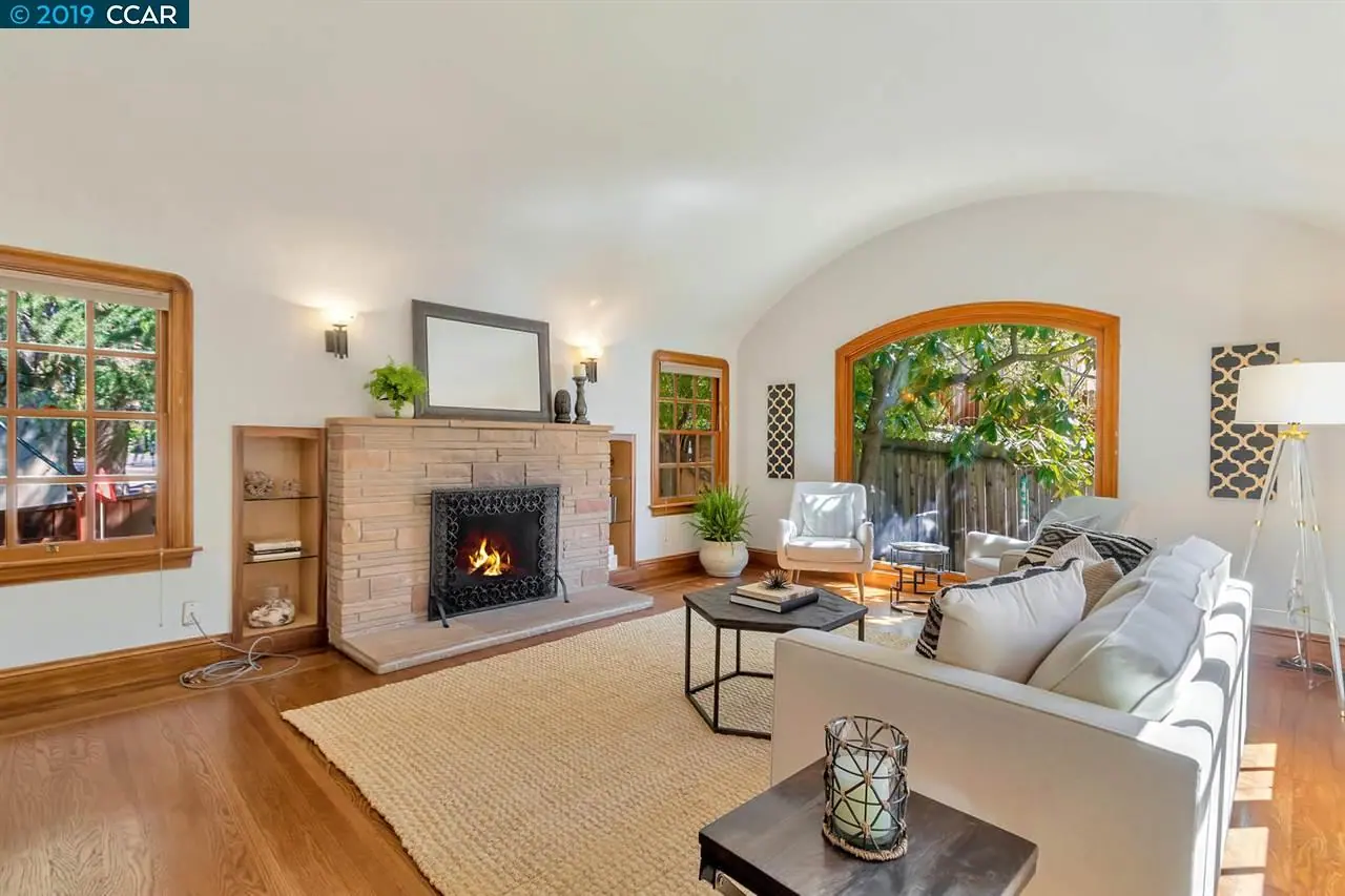 1634 Mountain Blvd — completed, photograph 3