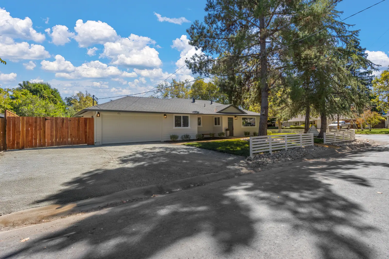 1991 Maybelle Dr — completed, photograph 30