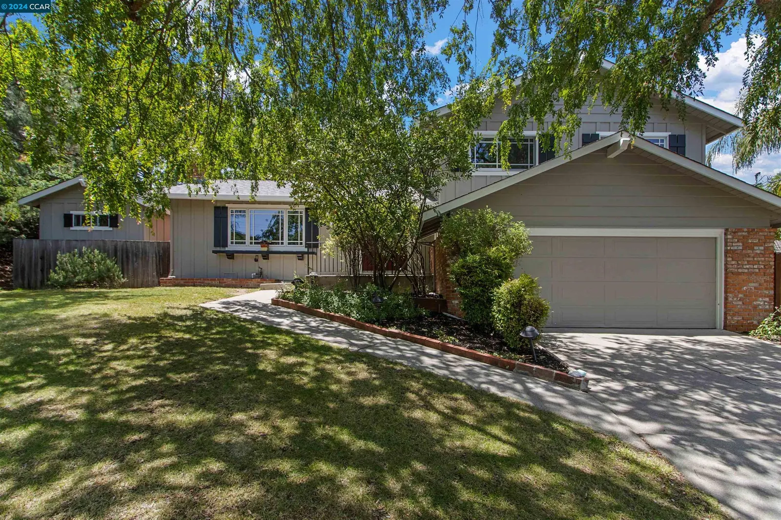 253 Valley Dr — completed, photograph 2