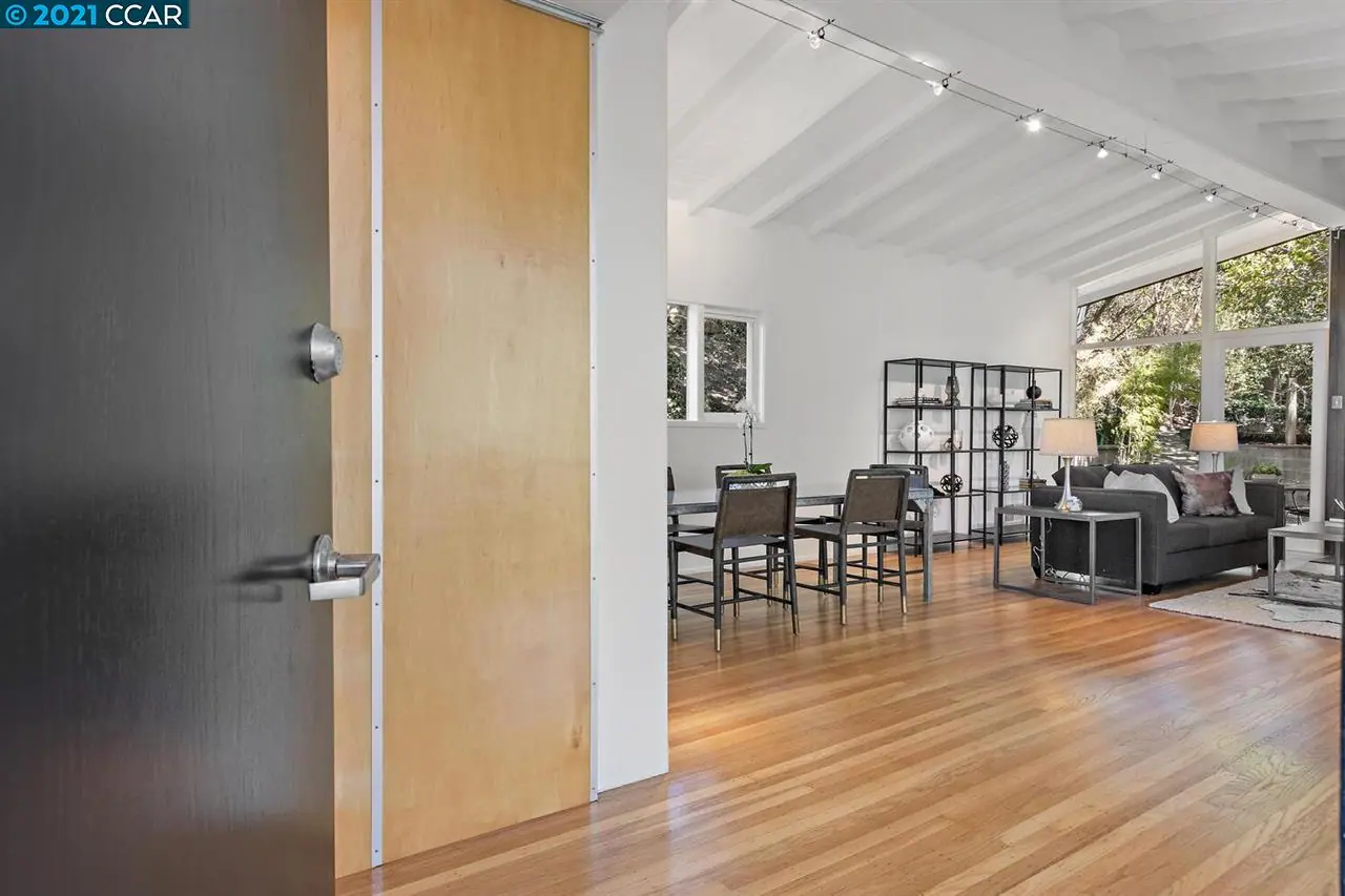 277 Amherst Ave — completed, photograph 5