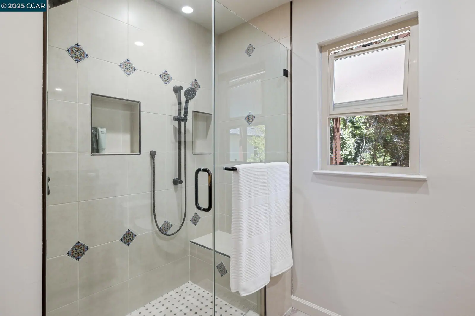 312 Soule Ave — completed, photograph 25