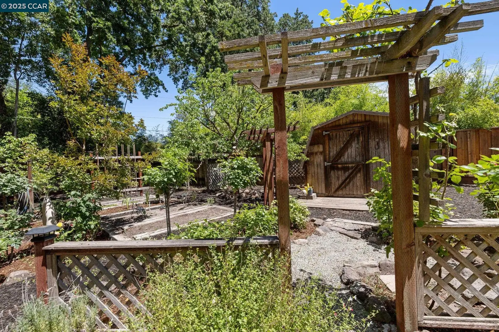 312 Soule Ave — completed, photograph 44