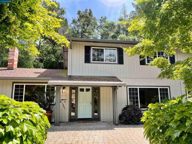 3182 Surmont Dr — completed