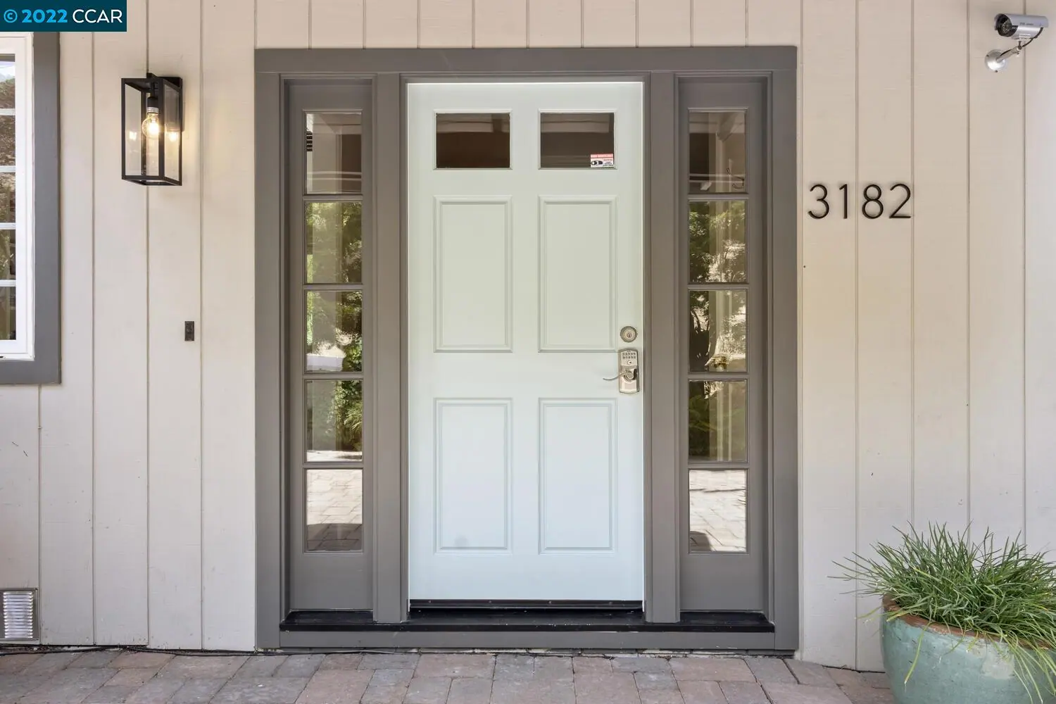 3182 Surmont Dr — completed, photograph 2