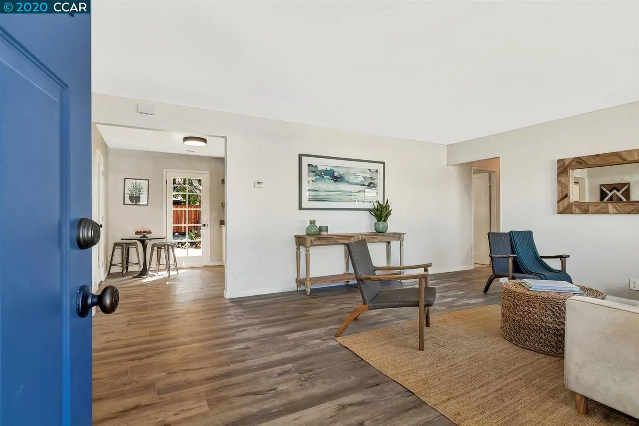 3200 Windsor Pl — completed, photograph 4