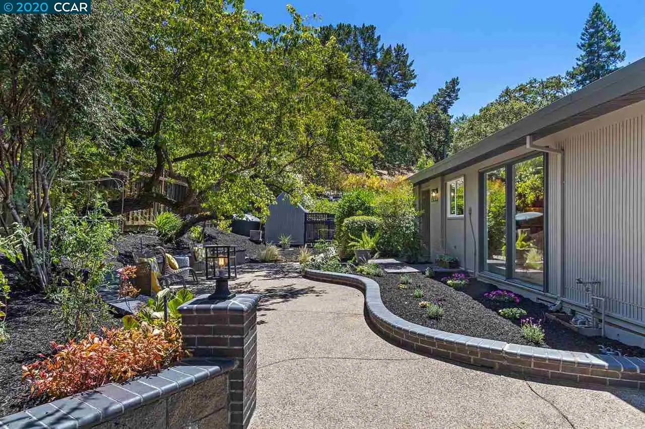 3201 Lucas Dr — completed, photograph 4