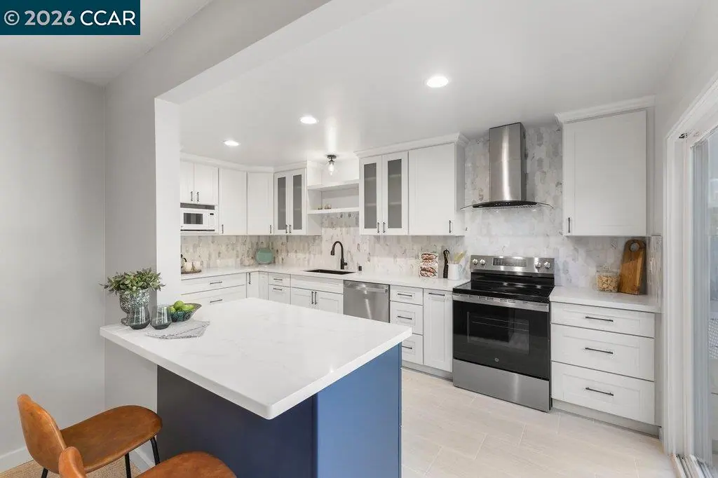 3674 Rossmoor PKWY #5 — completed