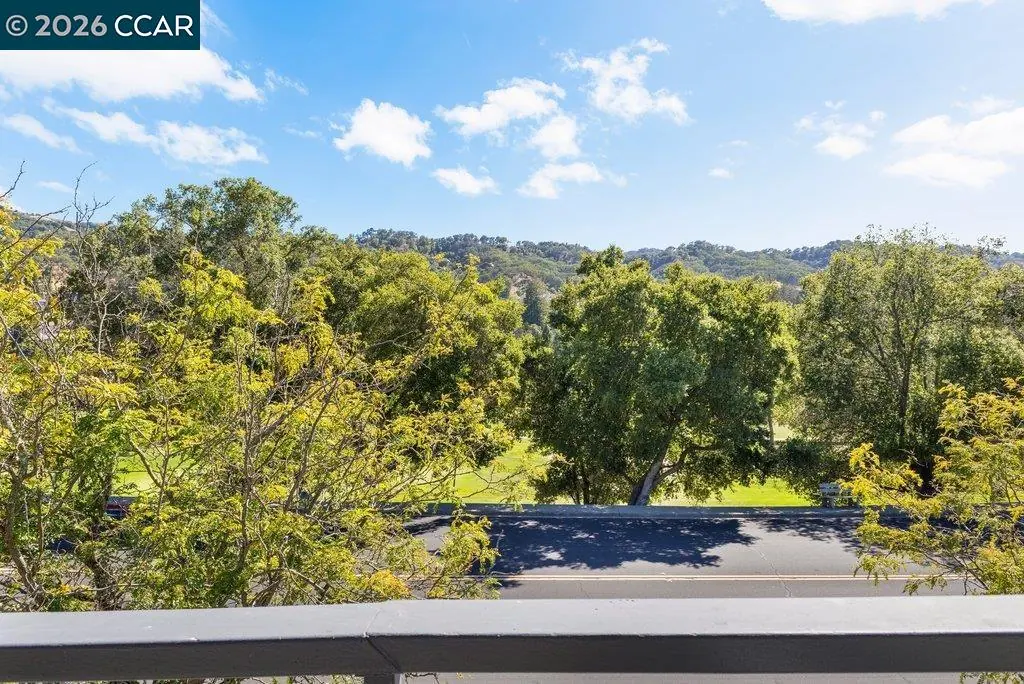 3674 Rossmoor PKWY #5 — completed, photograph 22