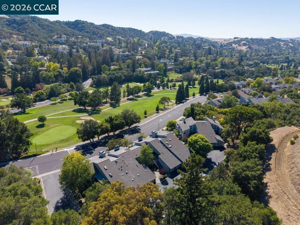 3674 Rossmoor PKWY #5 — completed, photograph 24