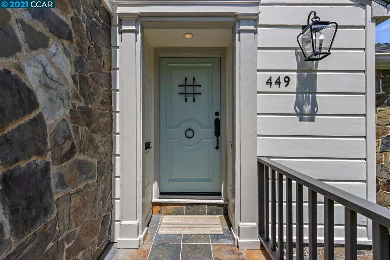449 Scenic Ave — completed, photograph 2