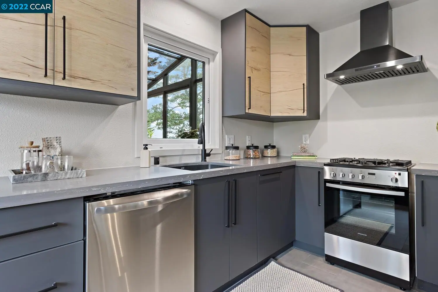 6866 Wilton Dr — completed, photograph 9